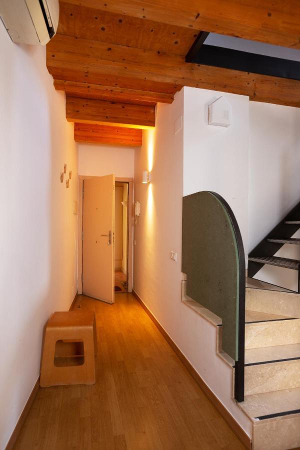 Atic Duplex Amb Encant A 10 Minuts De L' Estany Lägenhet Banyoles Exteriör bild